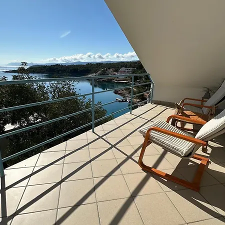 Maya House Дом отдыха Vrbanj